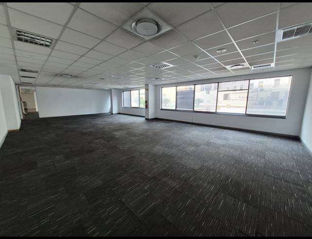 347M² OFFICE TO LET IN SANDTON CENTRAL